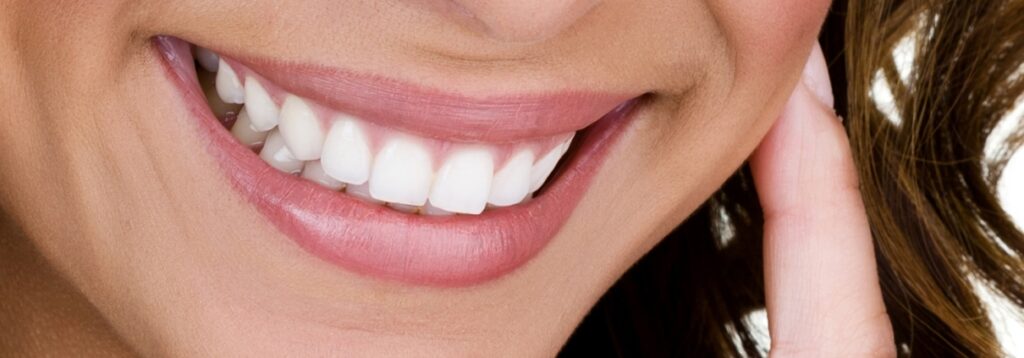 Dental Implants vs. Dentures